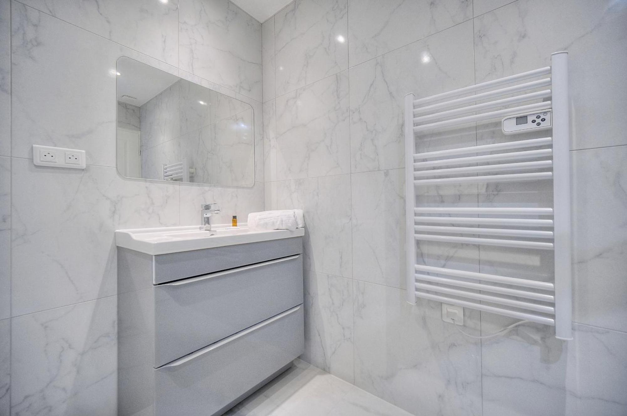 3 Pieces Centre A2b243 Appartement