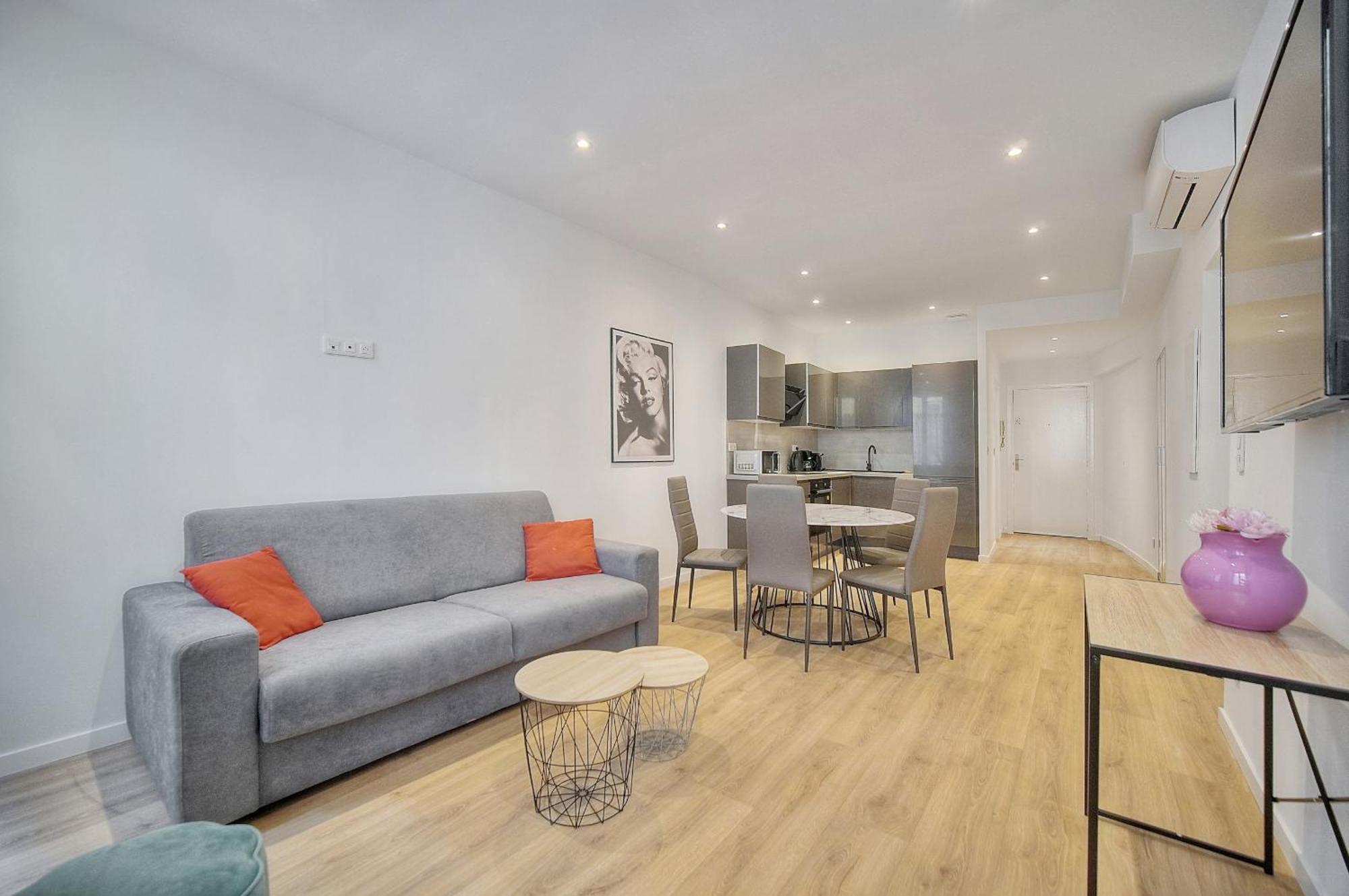3 Pieces Centre A2b243 Cannes